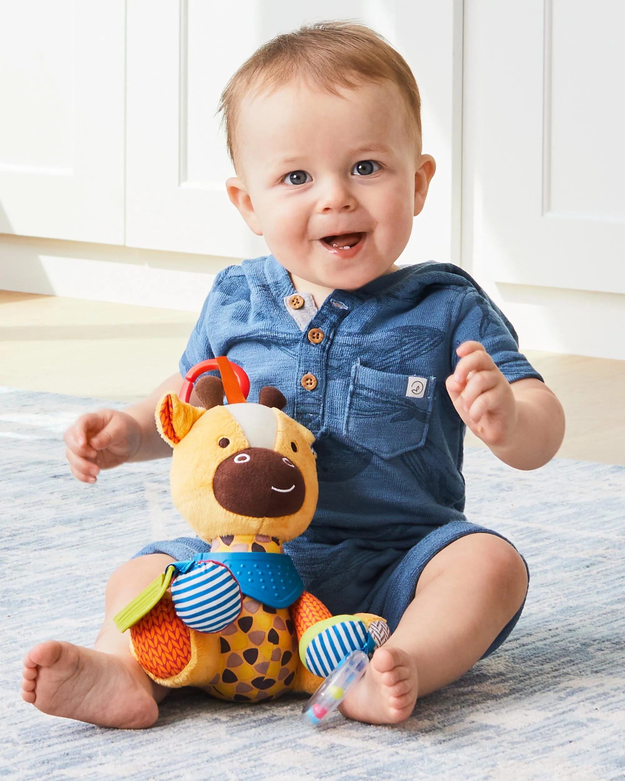 Skip Hop Giraffe Bandana Buddie Activity Toy