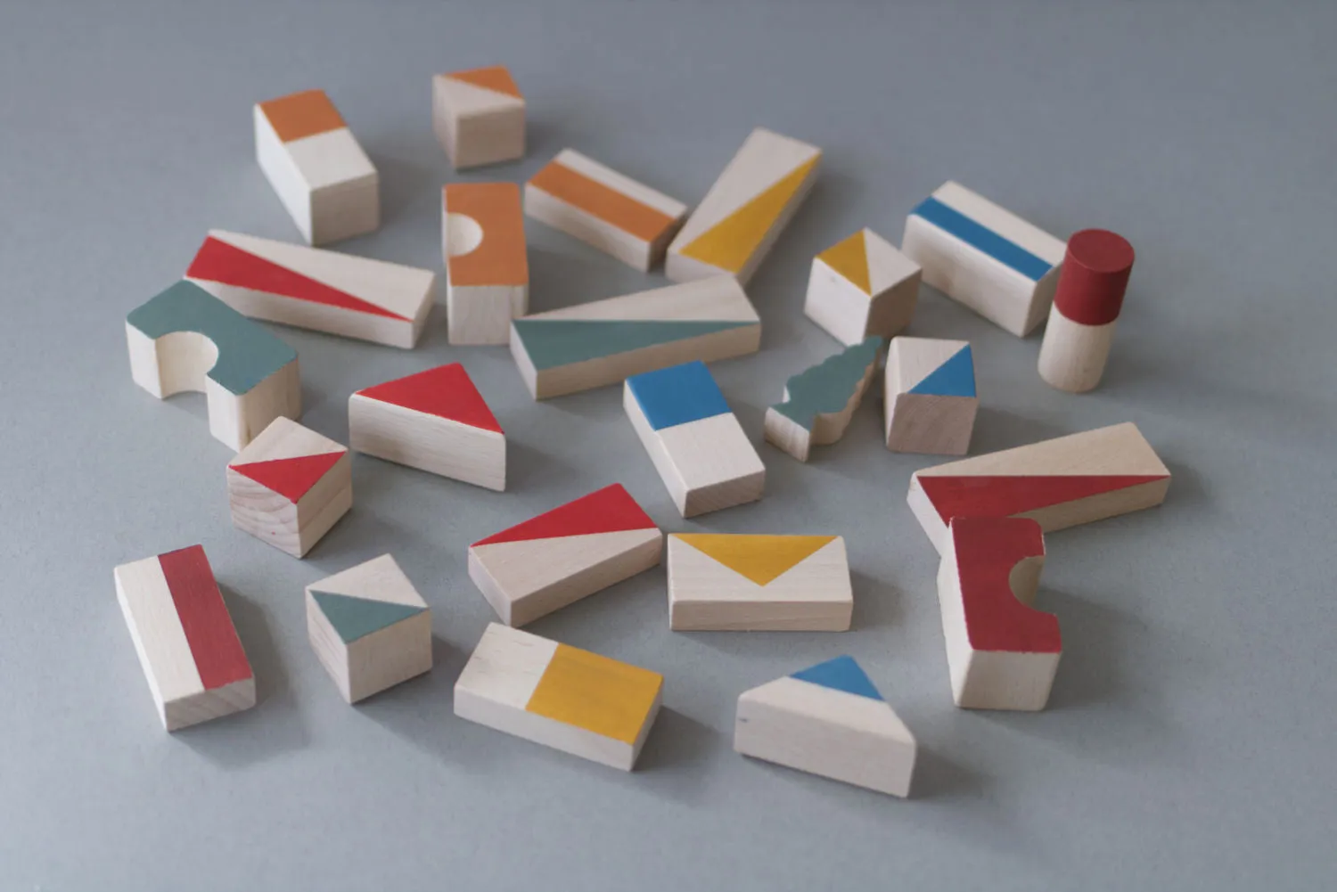 Wooden building blocks - Earthy colours